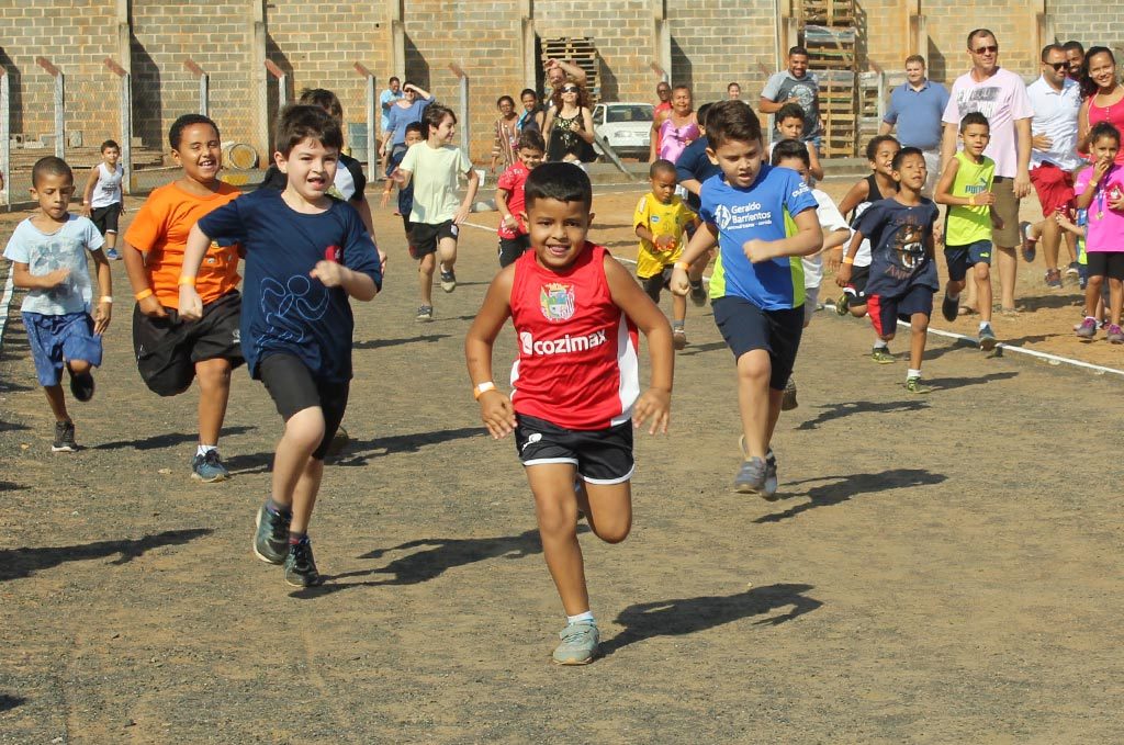 Projeto Cidadania para Todos Cozimax Atletismo Infantil evento Corrida Kids Cozimax
